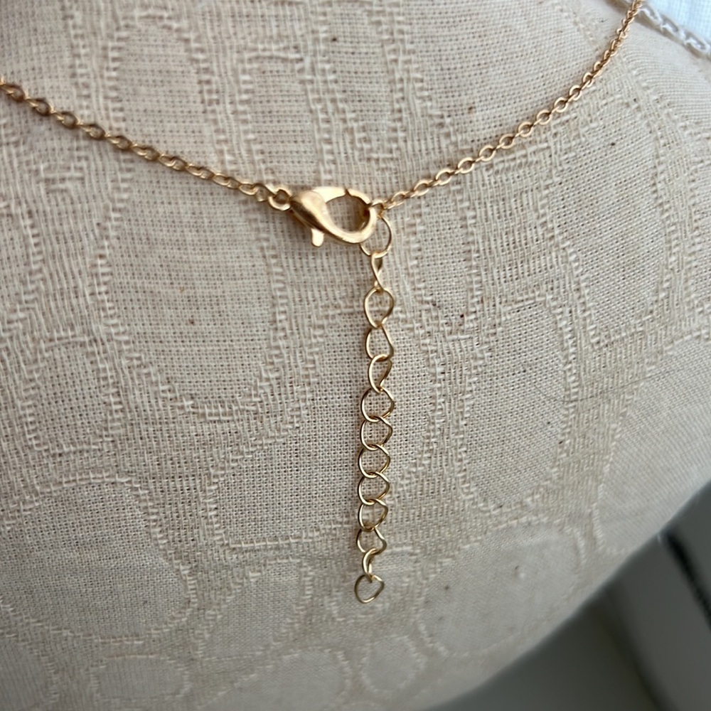 14K Gold plated cross necklace - Picture 4 of 6